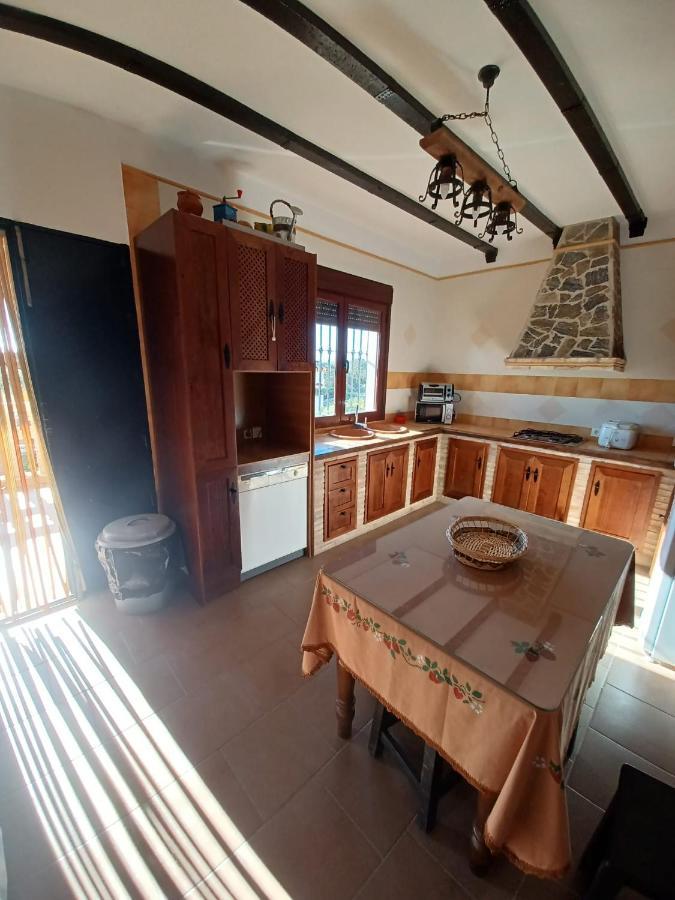 Villa Martinez Alquiler Rural Isabel Alcalá del Valle Εξωτερικό φωτογραφία