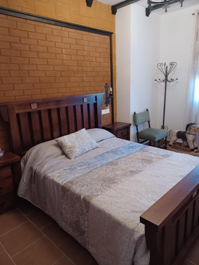 Villa Martinez Alquiler Rural Isabel Alcalá del Valle Εξωτερικό φωτογραφία