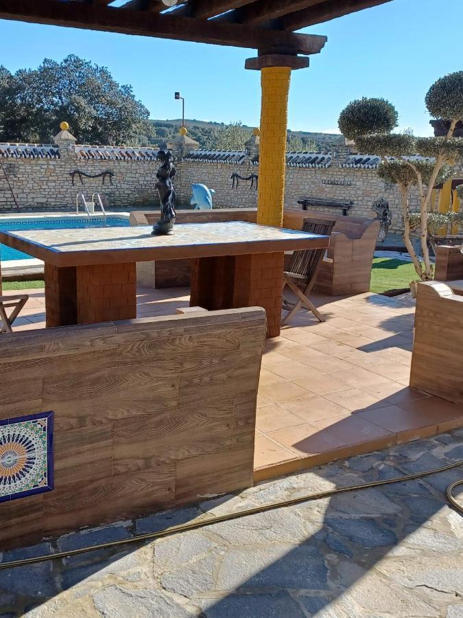 Villa Martinez Alquiler Rural Isabel Alcalá del Valle Εξωτερικό φωτογραφία