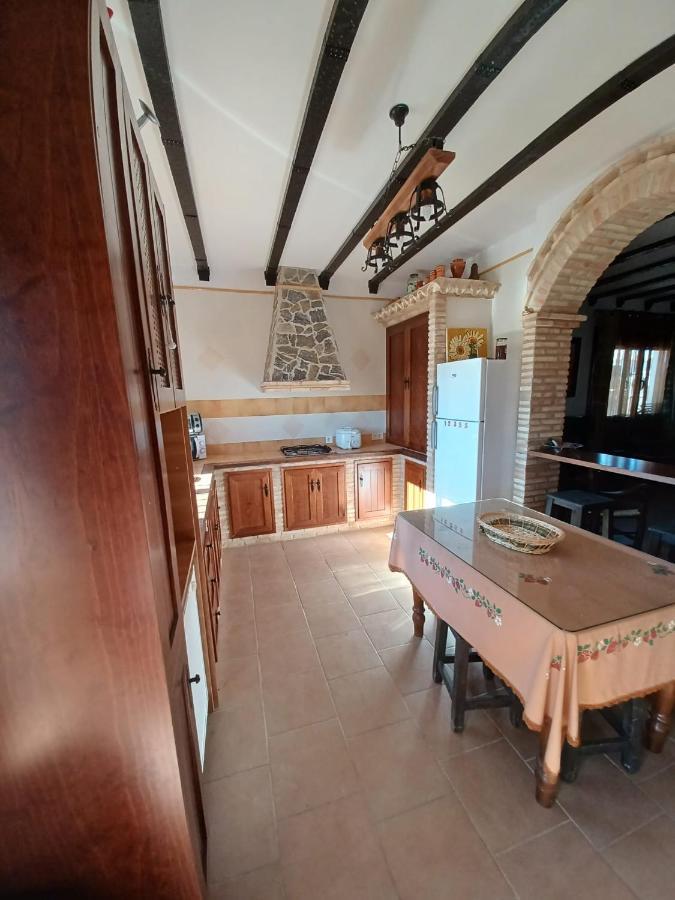 Villa Martinez Alquiler Rural Isabel Alcalá del Valle Εξωτερικό φωτογραφία