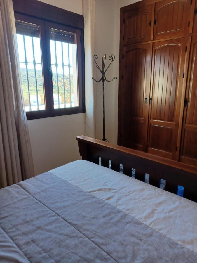 Villa Martinez Alquiler Rural Isabel Alcalá del Valle Εξωτερικό φωτογραφία